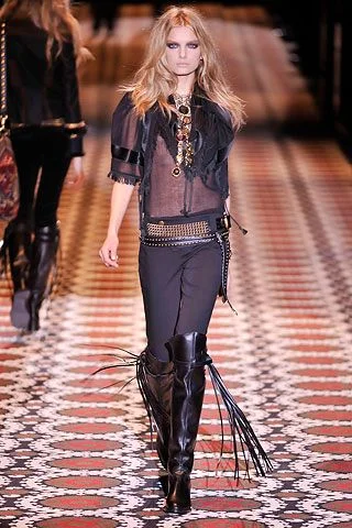 Look 3